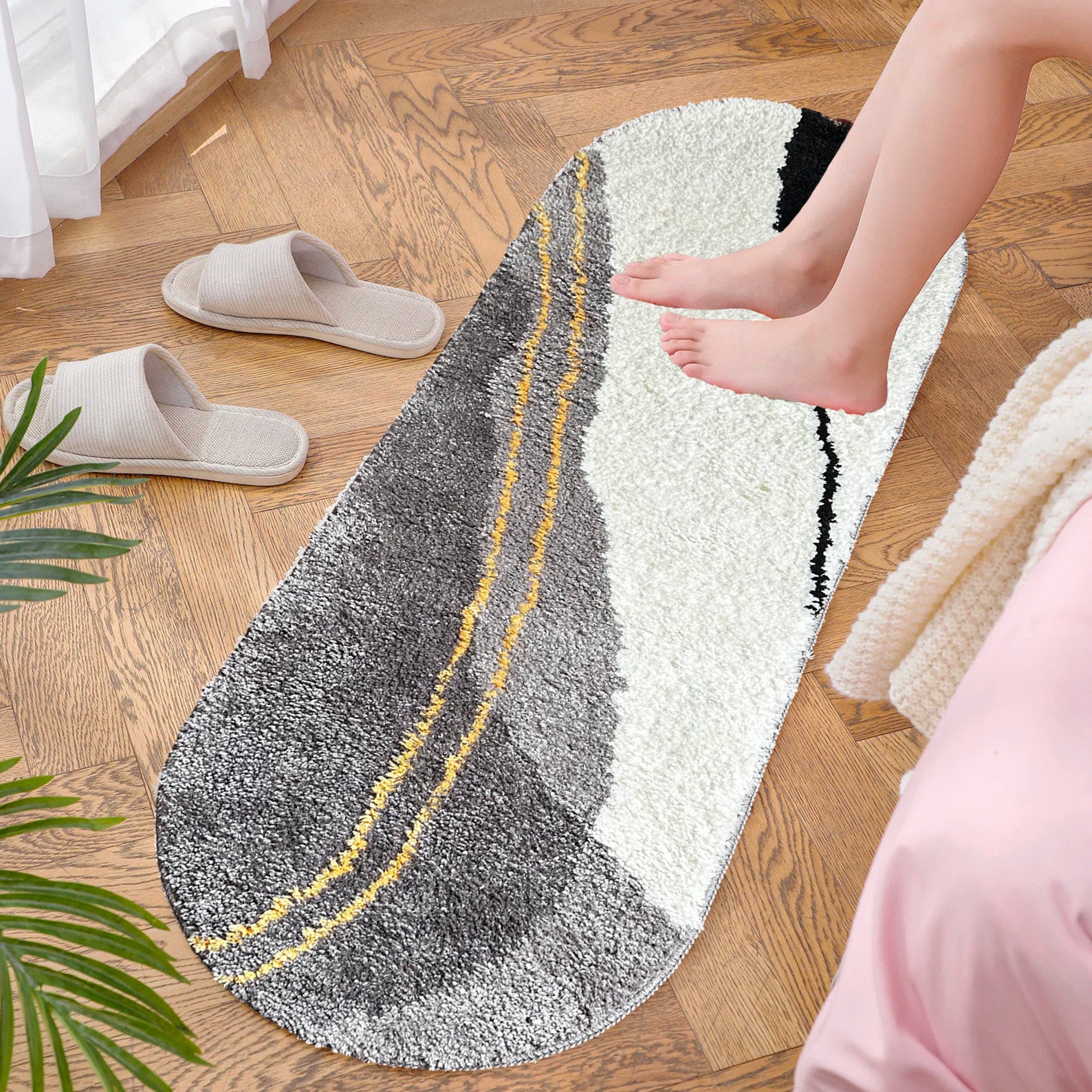 Grey Gold-Plated Bedroom Runner Mat