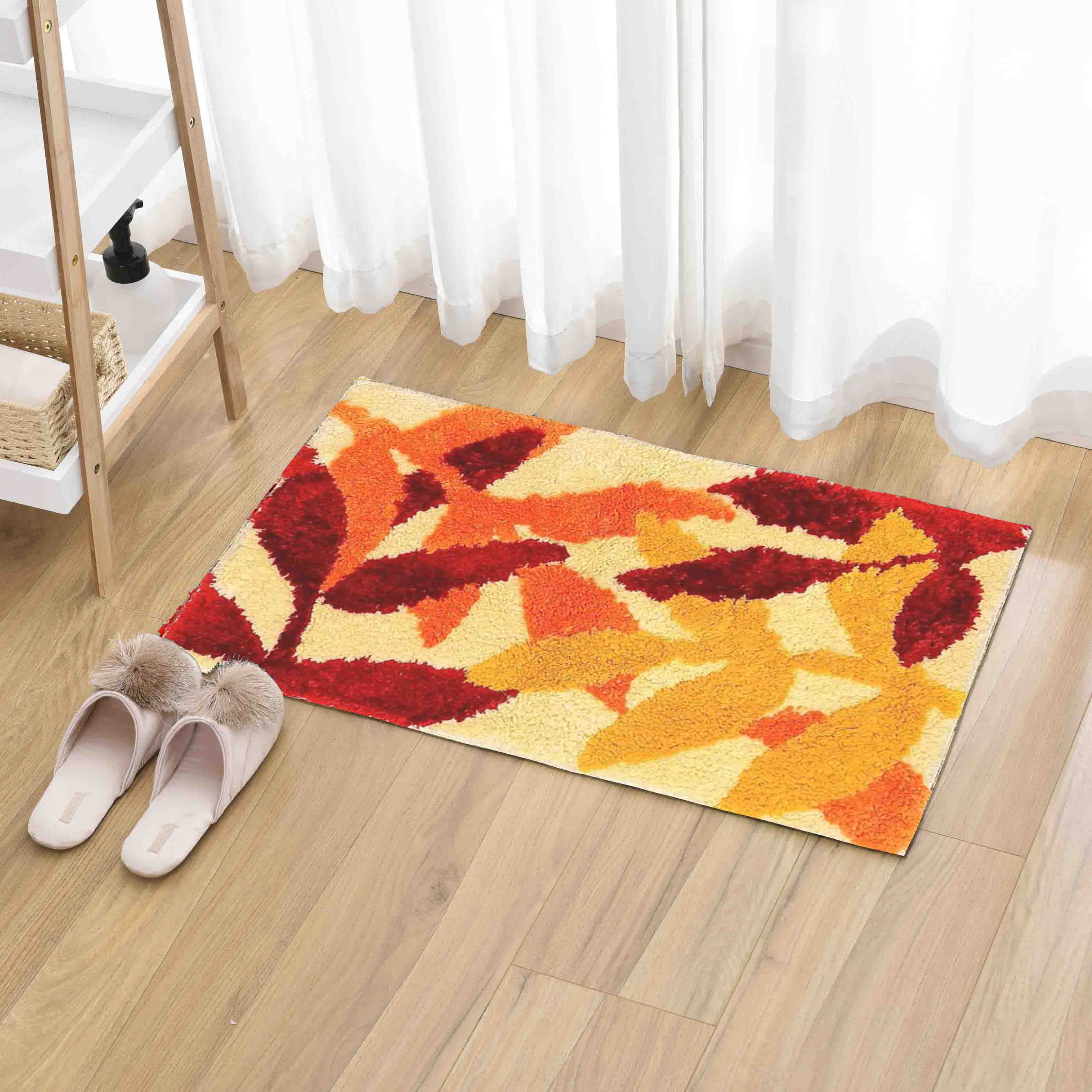 Red Leaves Bath Mat