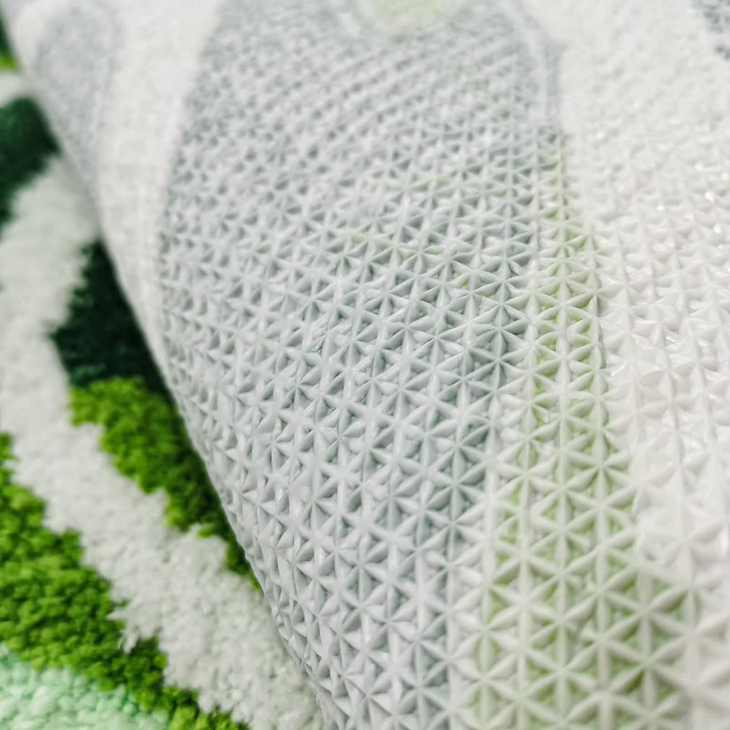 Green Tropical Leaves Bath Mat