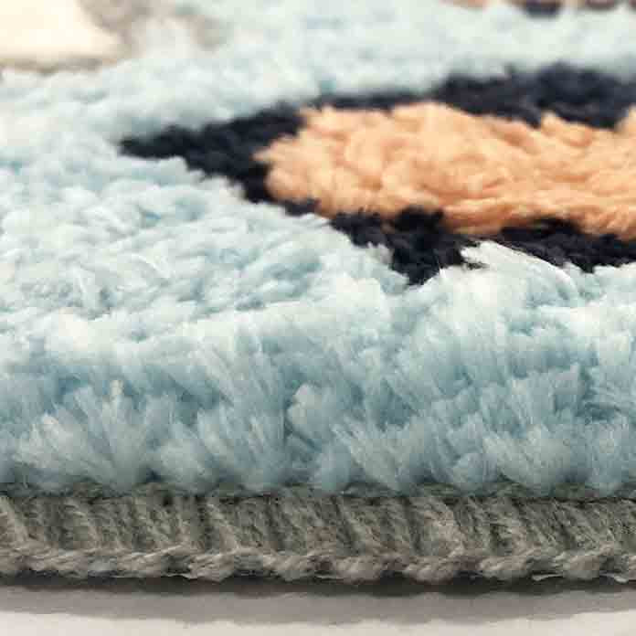 Sky Blue Daisy Runner Mat for Bedroom Mom‘s Day Gift